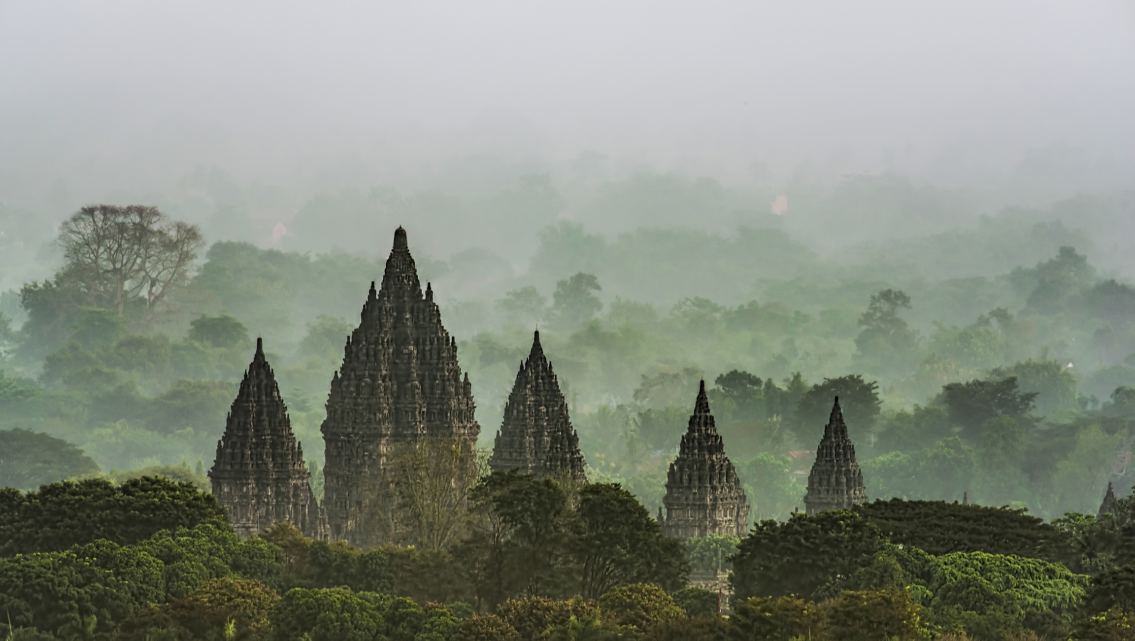 Overland Yogyakarta-Surabaya 1 notte/ 2 giorni