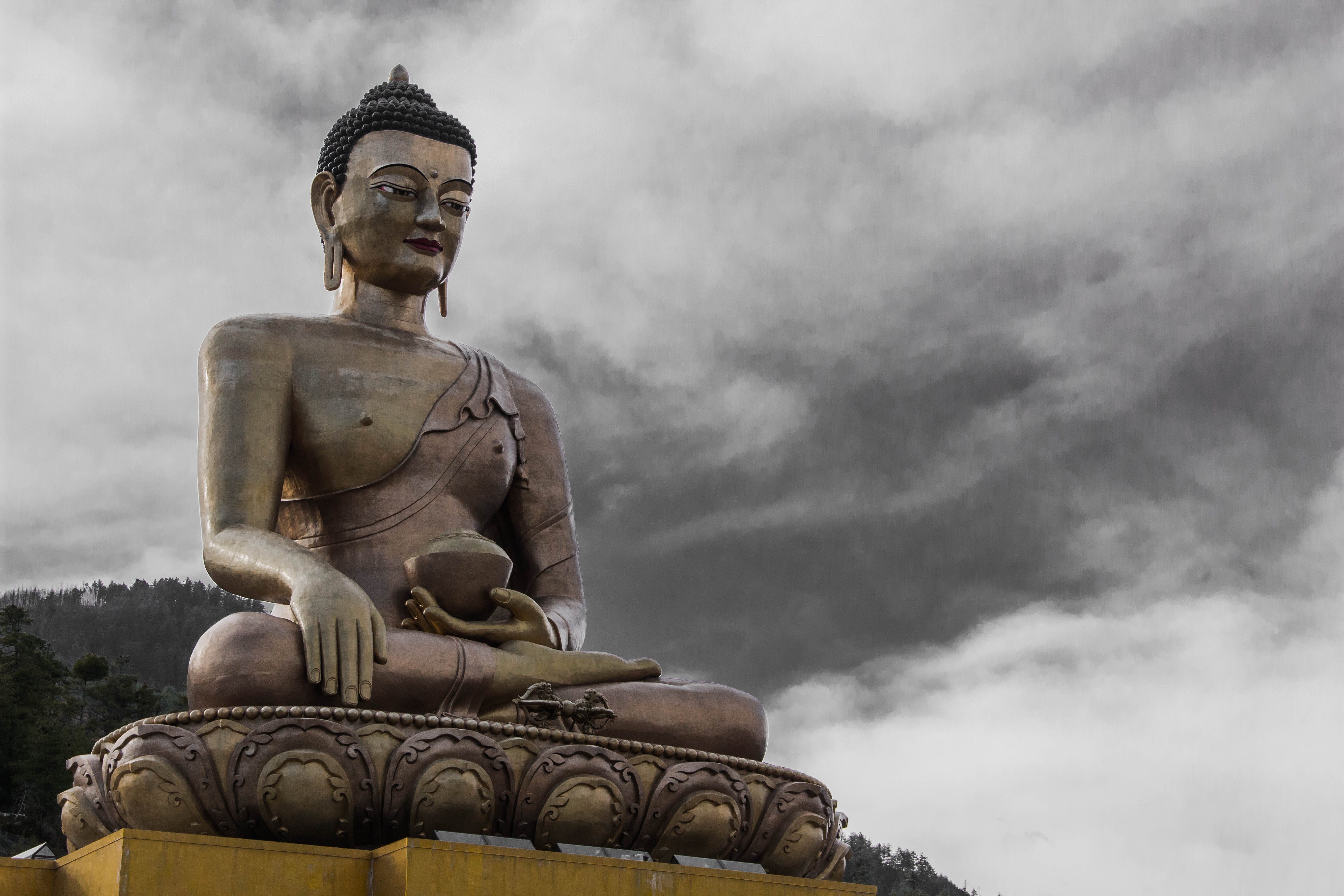 BHUTAN - VIAGGIO VERSO ORIENTE, PER IL FESTIVAL DI MONGAR 13gg