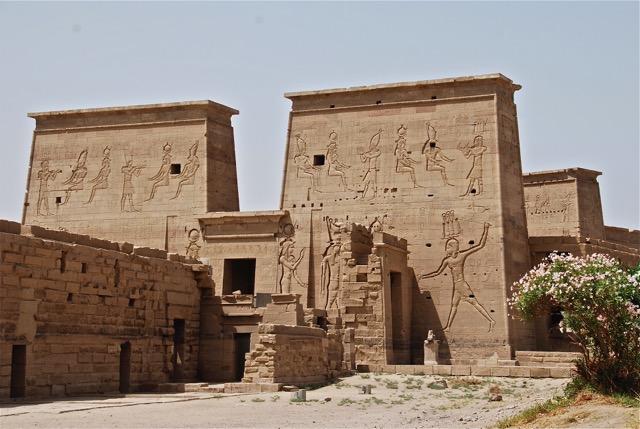 2° GIORNO I TEMPLI DI KARNAK E LUXOR – IMBARCO SULLA DAHABEYA