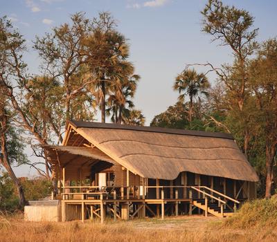6- EAGLE ISLAND LODGE